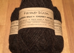 Wool: 50g ball Balwen Chunky